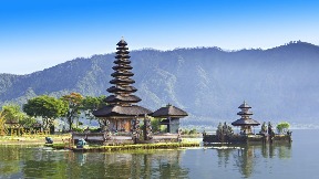 Korona zatvorila Bali