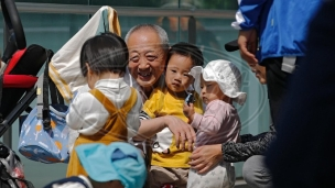 Kina dozvolila troje dece
