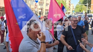 Skup ispred policijske uprave 