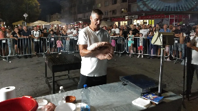 Pljeskavica od 5,6 kilograma
