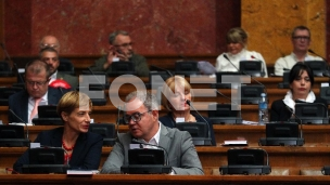 Ne mora ratar da ima karticu