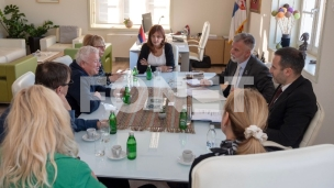 Podrška slepima i slabovidima 