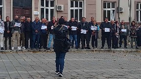 I Trstenik stajao