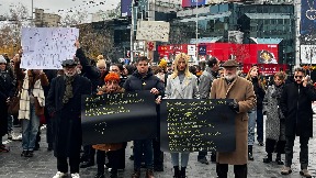 Priključili se i glumci