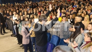 Vučićev skup doživeo fijasko