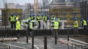 Tiršovu zaglavila korupcija