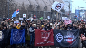 Studenti idu kroz Kneza Miloša