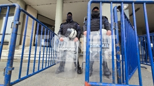 Policija stigla u Skupštinu
