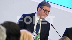 Vučić: Ugrožen privredni rast