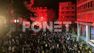 Blokada protiče mirno