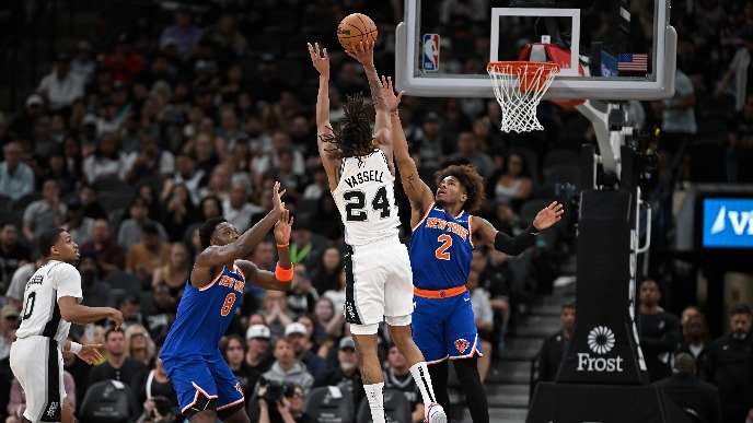 San Antonio - Njujork 120:105