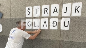 Šper i dalje u štrajku