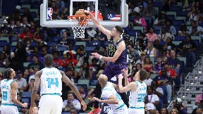 Nju Orleans - Šarlot 98:94