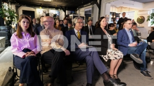 Demokratija na prekretnici