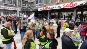 Pritisci na naučnu zajednicu