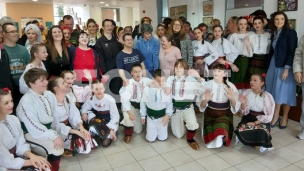 Razumi me, podrži me