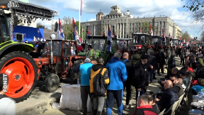 Najveća gužva ispred Skupštine