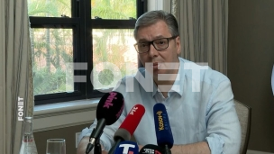 Besprekorna i časna služba