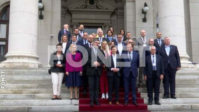 Brnabić: Posvećeni EU