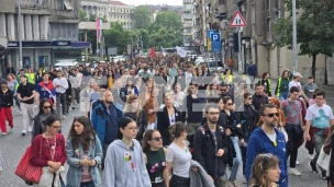 Protest protiče mirno