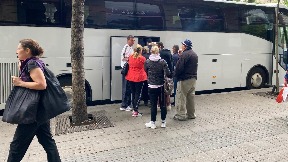 Iz šatora u autobuse