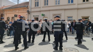 Doček za premijera Macuta 