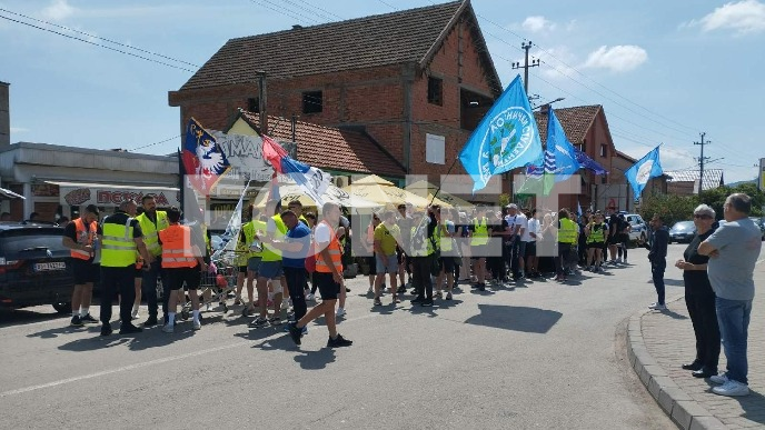 Studenti nastavili pešačenje