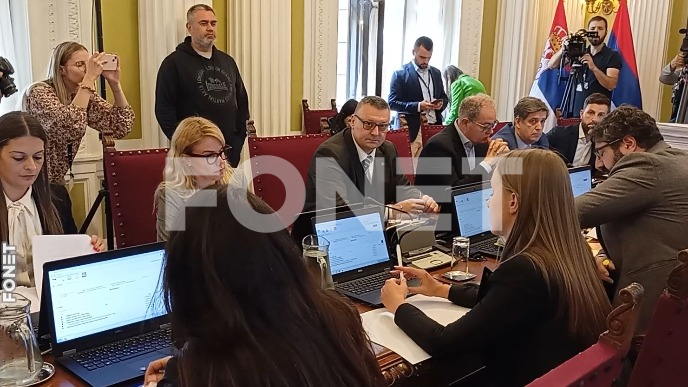 Izbor Saveta REM lakrdija 