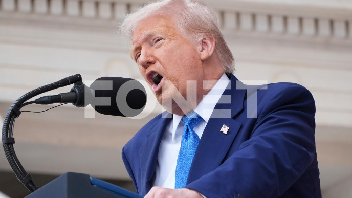 Tramp ide na samit NATO
