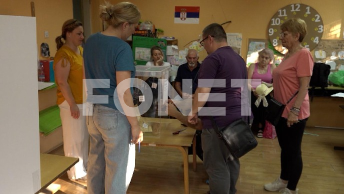 MUP: Pokušaj blokade izbora 