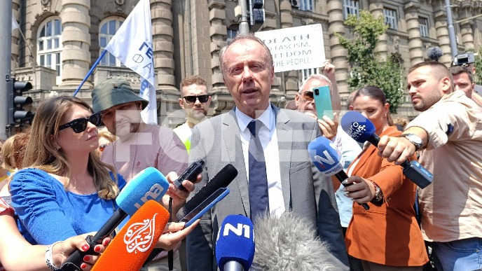 Rektor u Briselu o krizi