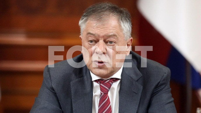 Po zakonu, ali bez spektakla