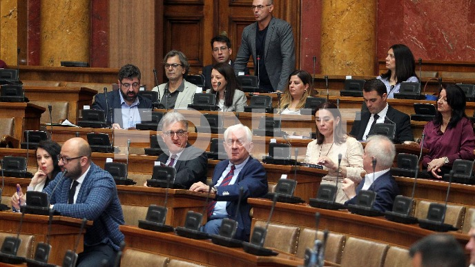 Izmena medijskih zakona