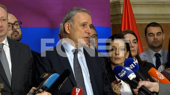Gašić ne odgovara na pitanja