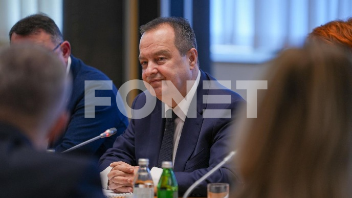 Policija očuvala građanski mir