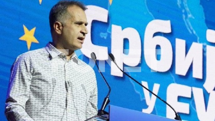 SNS cirkus u Skupštini grada