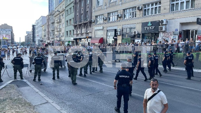 Zaustaviti represiju