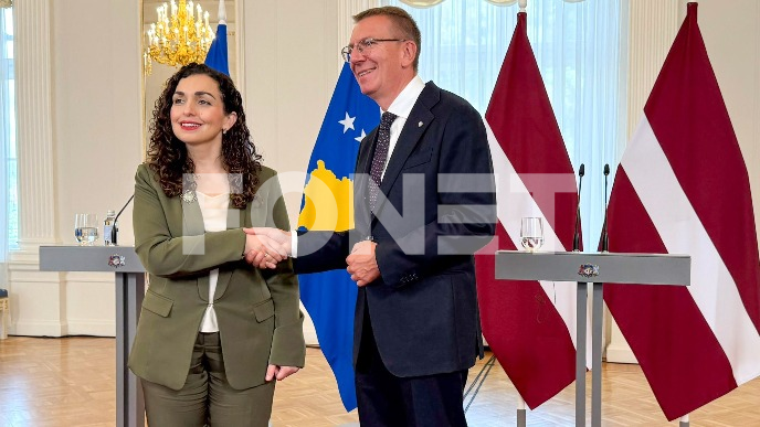 Srbija satelit Rusije
