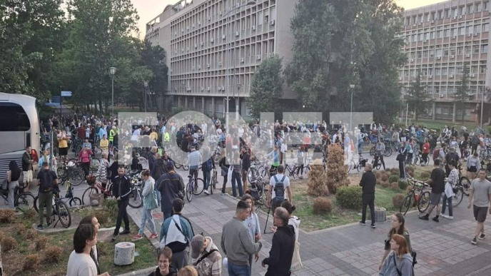Protesti u Užicu i Novom Sadu