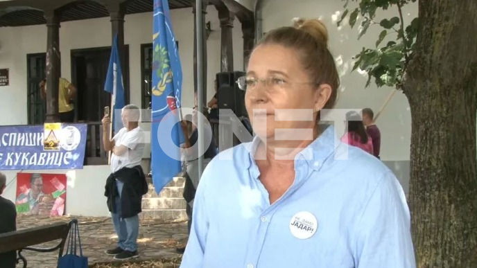 Protest i sendviči opštinarima