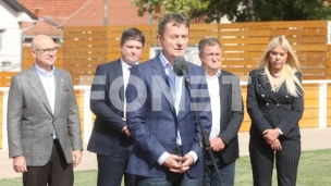 Vučić: Glišić je bolje, govori