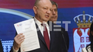 Jedinstven front protiv Vučića
