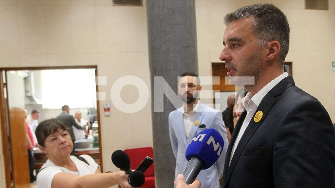 Policija nikad ovako ponižena