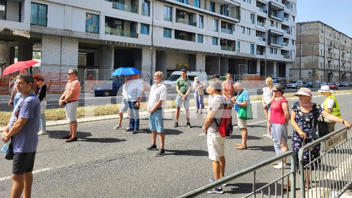 Tišina u Ustaničkoj