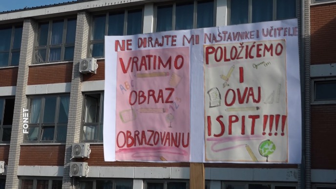 Nema nastave, smenjen direktor