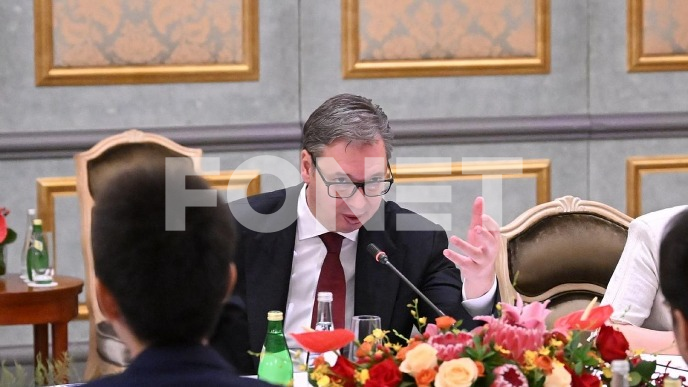 Vučić nije tražio poziv
