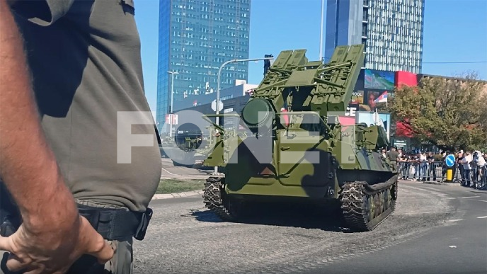 Posečena stabla zbog parade?