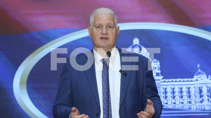 Novi DSS na sednici