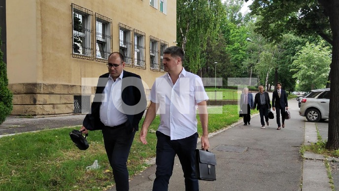 Koluvija sposoban za suđenje