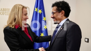 Unaprediti državnu upravu Unaprediti državnu upravu